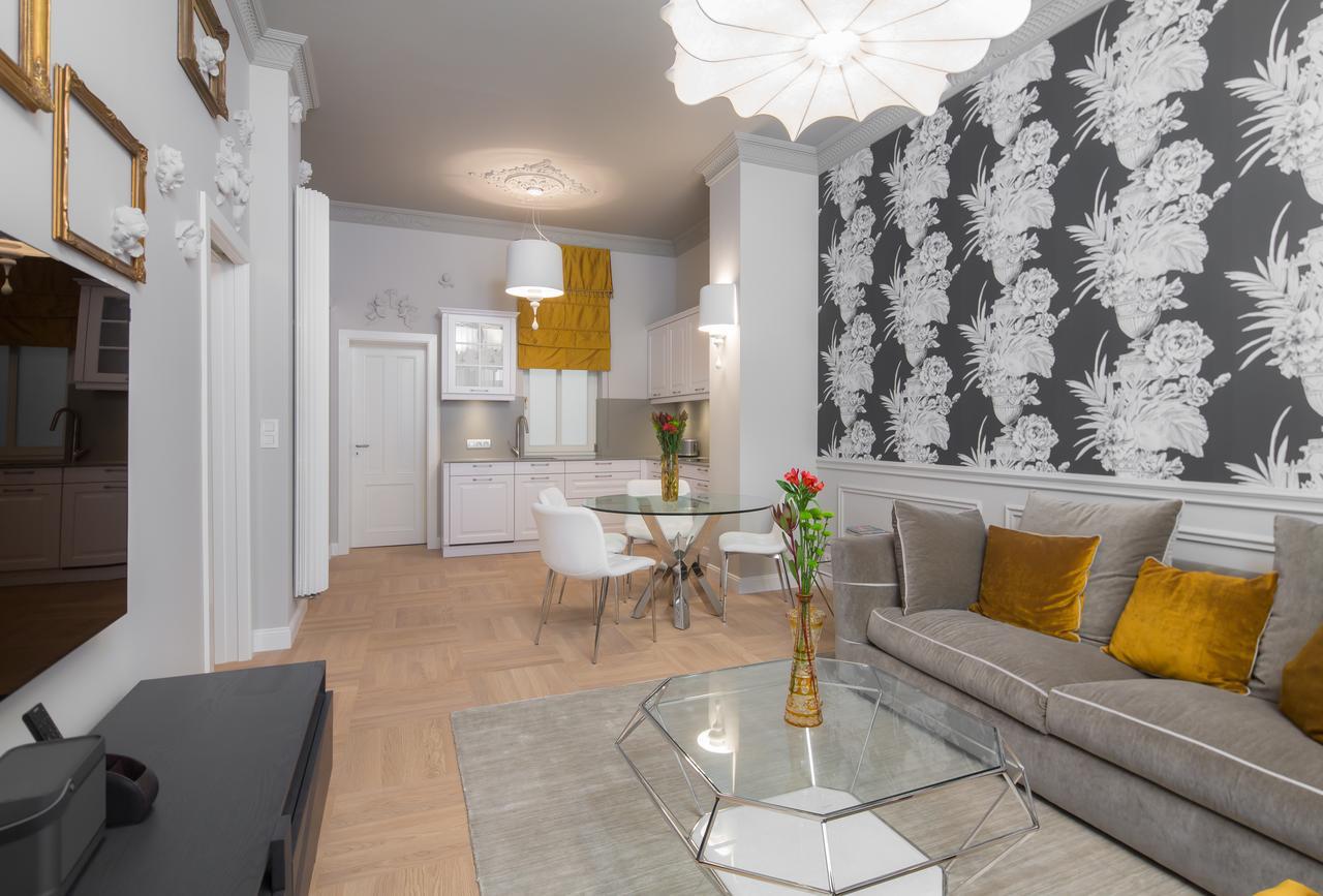 Rubin Luxury Apartments (Adults Only) Karlovy Vary Bagian luar foto