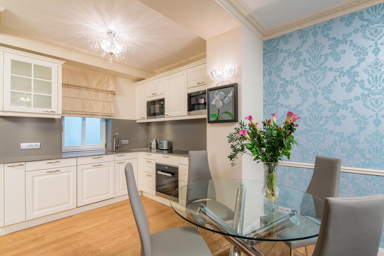 Rubin Luxury Apartments (Adults Only) Karlovy Vary Bagian luar foto