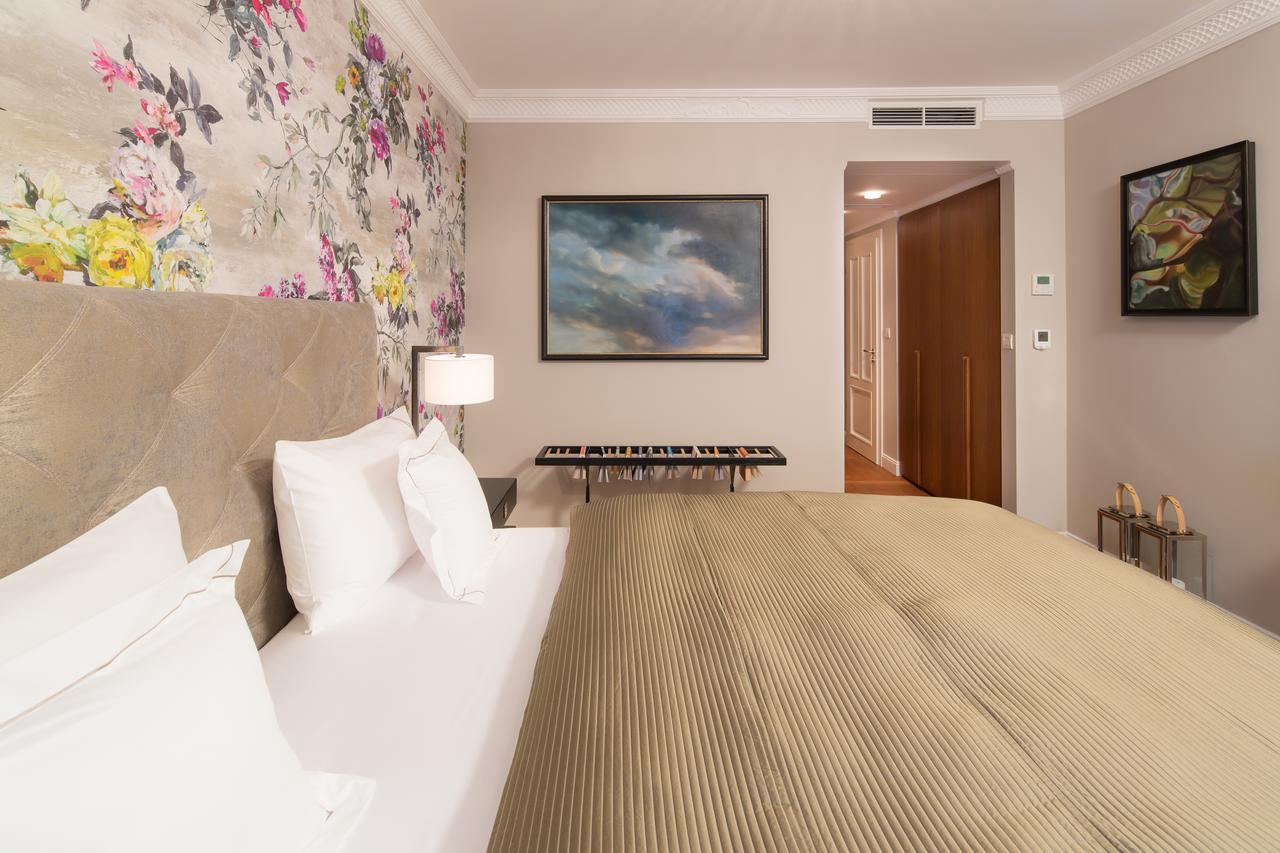 Rubin Luxury Apartments (Adults Only) Karlovy Vary Bagian luar foto