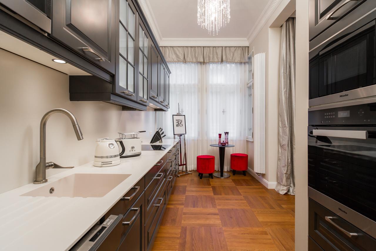 Rubin Luxury Apartments (Adults Only) Karlovy Vary Bagian luar foto